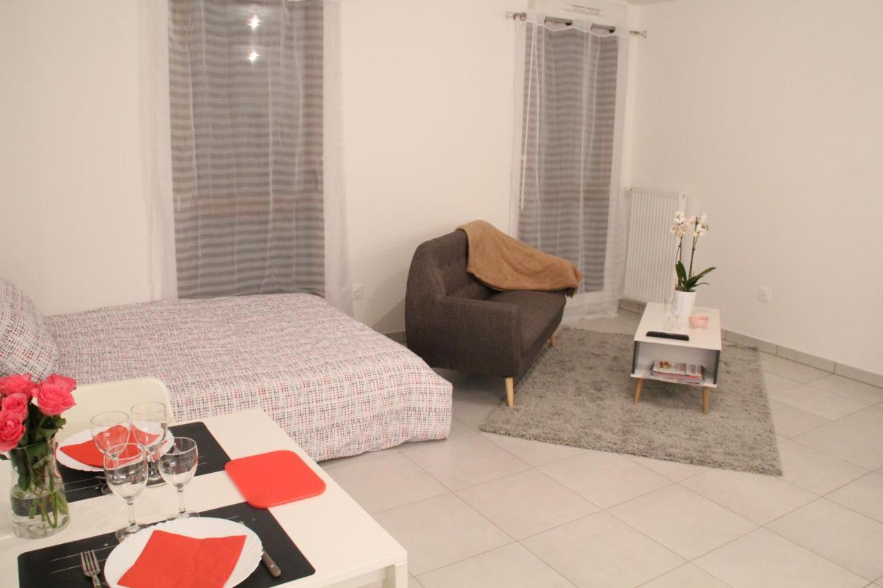Appartement Tout Equipe, Cosy Saint-Denis  Ngoại thất bức ảnh