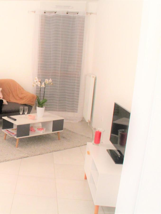 Appartement Tout Equipe, Cosy Saint-Denis  Ngoại thất bức ảnh
